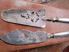 Jolie pelle et couteau à