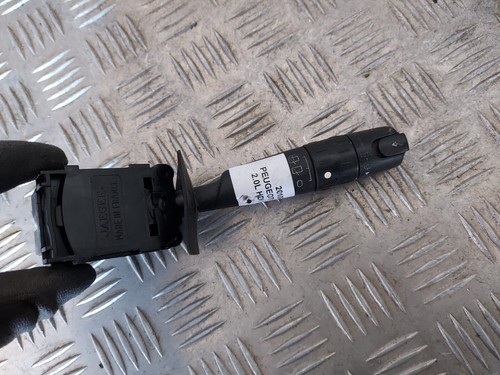Commodo commande volant essuie