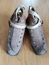 Ancienne Chaussure De Ski En