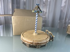 Figurine bourdon présentoir