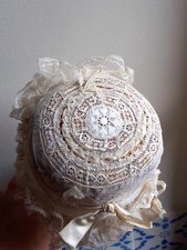 Coiffe brodée XIXe siècle