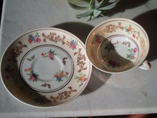 Anciennes tasses à chocolat a