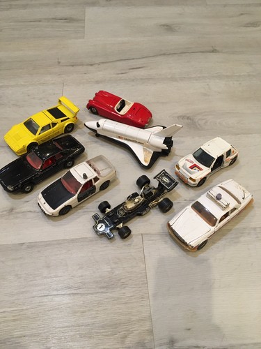 Lot anciennes voitures corgi - lot,