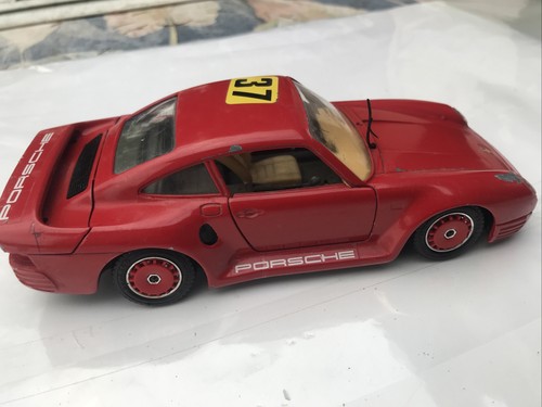 Burago porsche 959 epave - 1/24,