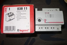 Délesteur monophasé 03811 LEGRAND. 230V 15A, 3 circuits délestés, tore intégré