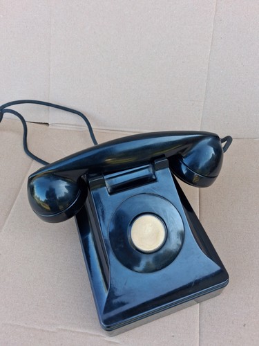 Ancien téléphone bakélite - téléphone,