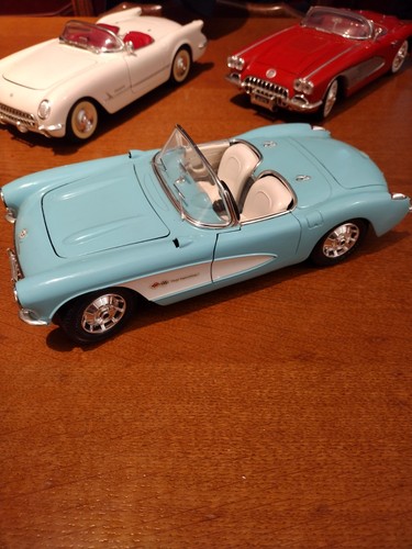 Chevrolet corvette burago - chevrolet, 1/18