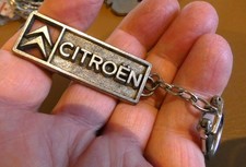 Ancien porte cle métal