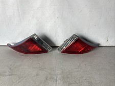 2009 - 2012 TOYOTA VENZA LEFT & RIGHT INNER TAIL LIGHT (LIFTGATE MOUNT) OEM