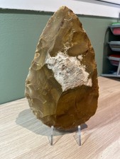 Archéologie Grand biface en