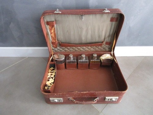 Ancienne valise toilette - de,
