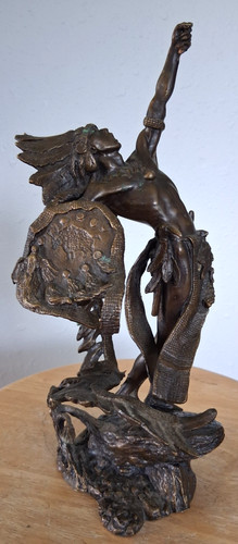 Franklin mint war cry bronze - "war, cry"