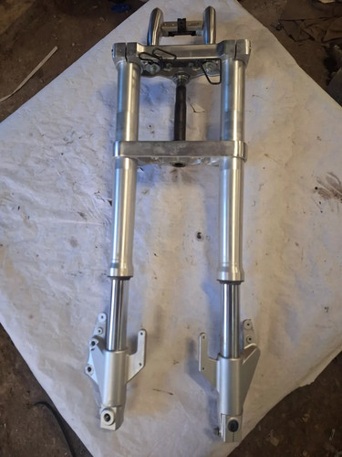 Fourche suzuki 800 intruder - suzuki,