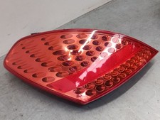 FEU ARRIÈRE DROIT / 108998