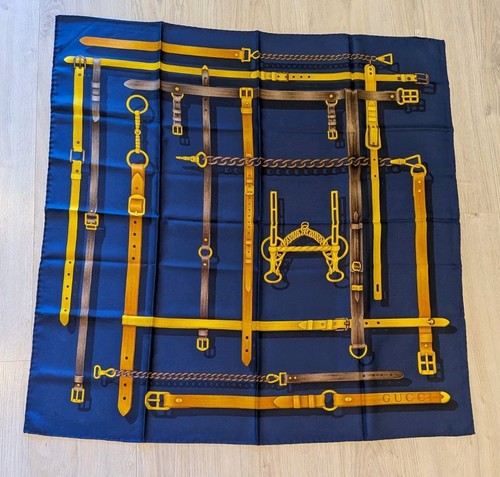 Foulard carré soie - carré,