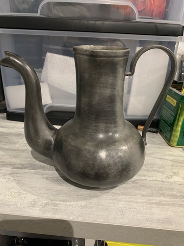 Pot etain fait - pot,
