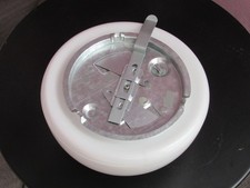 PLAFONNIER APPLIQUE VINTAGE EN OPALINE DEMI LUNE Ø 20 cm -  1960