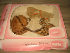 Ancien Vêtement de Poupée