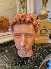 Sculpture Ancienne En Terre