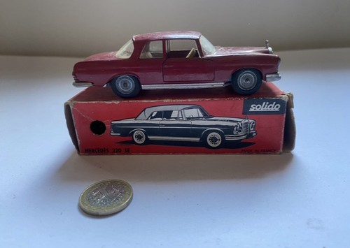 Solido mercedes 220 se - mercedes,