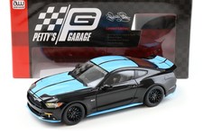 1:18 Voiture Monde 2016 FORD