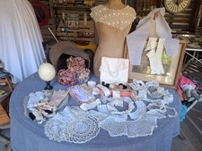 lot d'anciens cols napperons gants dentelle fils et autres...
