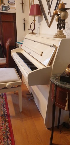 Piano droit blanc - , pleyel