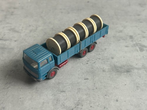 Wiking mercedes benz 2223 - 1:87,