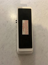 DUNLOP CRY BABY BASS WAH  105Q