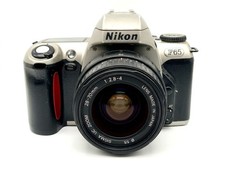 Nikon F65 Argent Kit Reflex