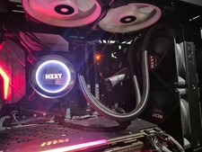 NZXT Kraken X52 –