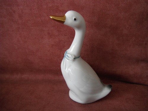 Figurine miniature porcelaine - ,