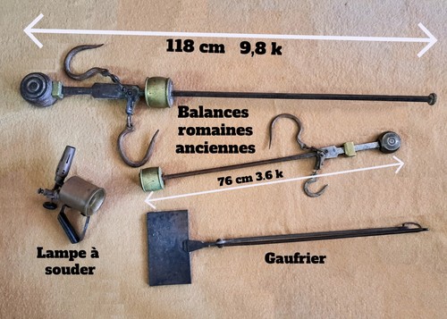 Outils anciens 2 balances - outils,