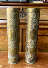 2 Obus sculptés  pour des