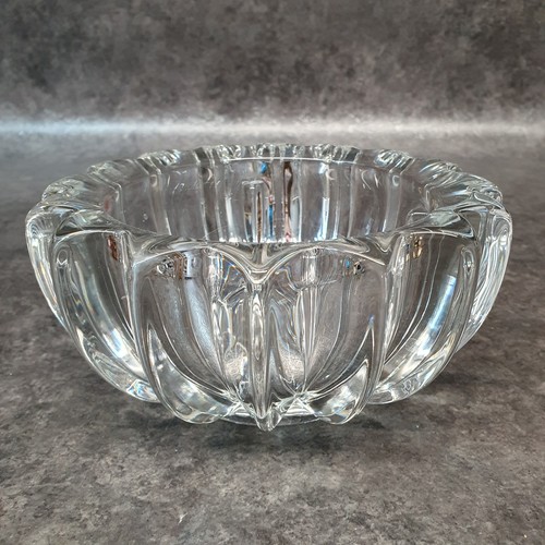 Vase coupe signée - signée, p