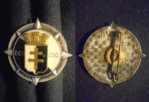 Insigne militaire 220 - insigne, –