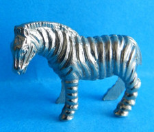 kinder métal   ZEBRE