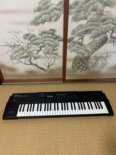 Synthétiseur Roland XP-10 61