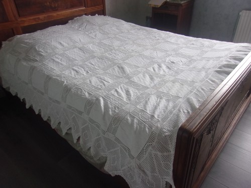 Couvre lit ancien crochet main - ancien,