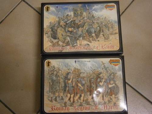 Lot boites figurines roman - lot, 2
