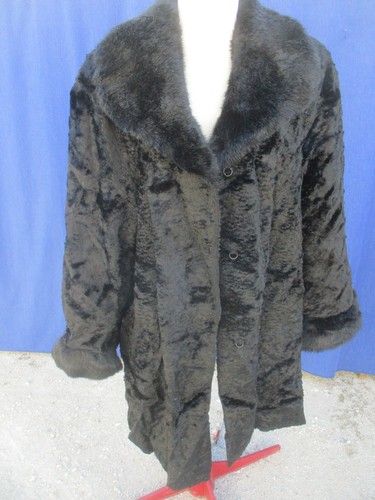 Manteau noir fausse - n°18,