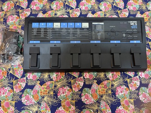 Boss vintage multi effets - me-6,