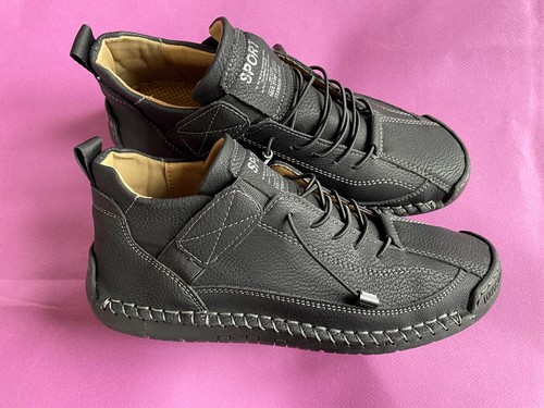Paire chaussures sport noires