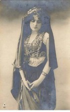 ARTIST AC#MK797 MOREAU IN ORIENTAL OUTFIT JEWELRY NECKLACES