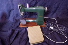 Machine à coudre pour cuir et