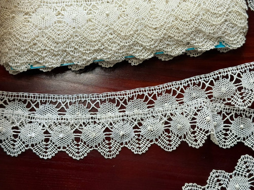 Dentelle ancienne aux fuseaux - ancienne,