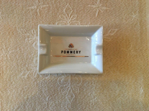 Cendrier porcelaine - cendrier, en