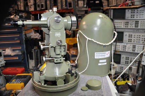 Wild 70387 theodolite with - t3-70387,