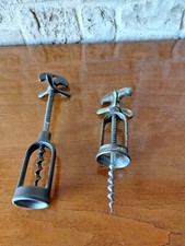 LOT DEUX TIRE BOUCHONS ANCIENS