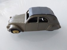 Dinky toys 24 T Citroën 2CV